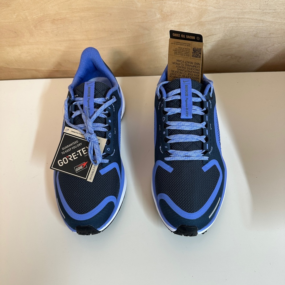 Nike women’s Air ZM Pegasus 41 GTX Size 9